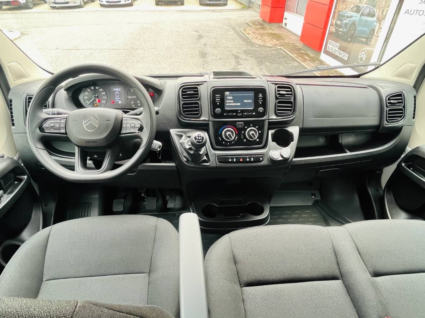 Citroën Jumper Valník 2.2 BlueHDi 180 35+ L4 dvojkabína - Image 9