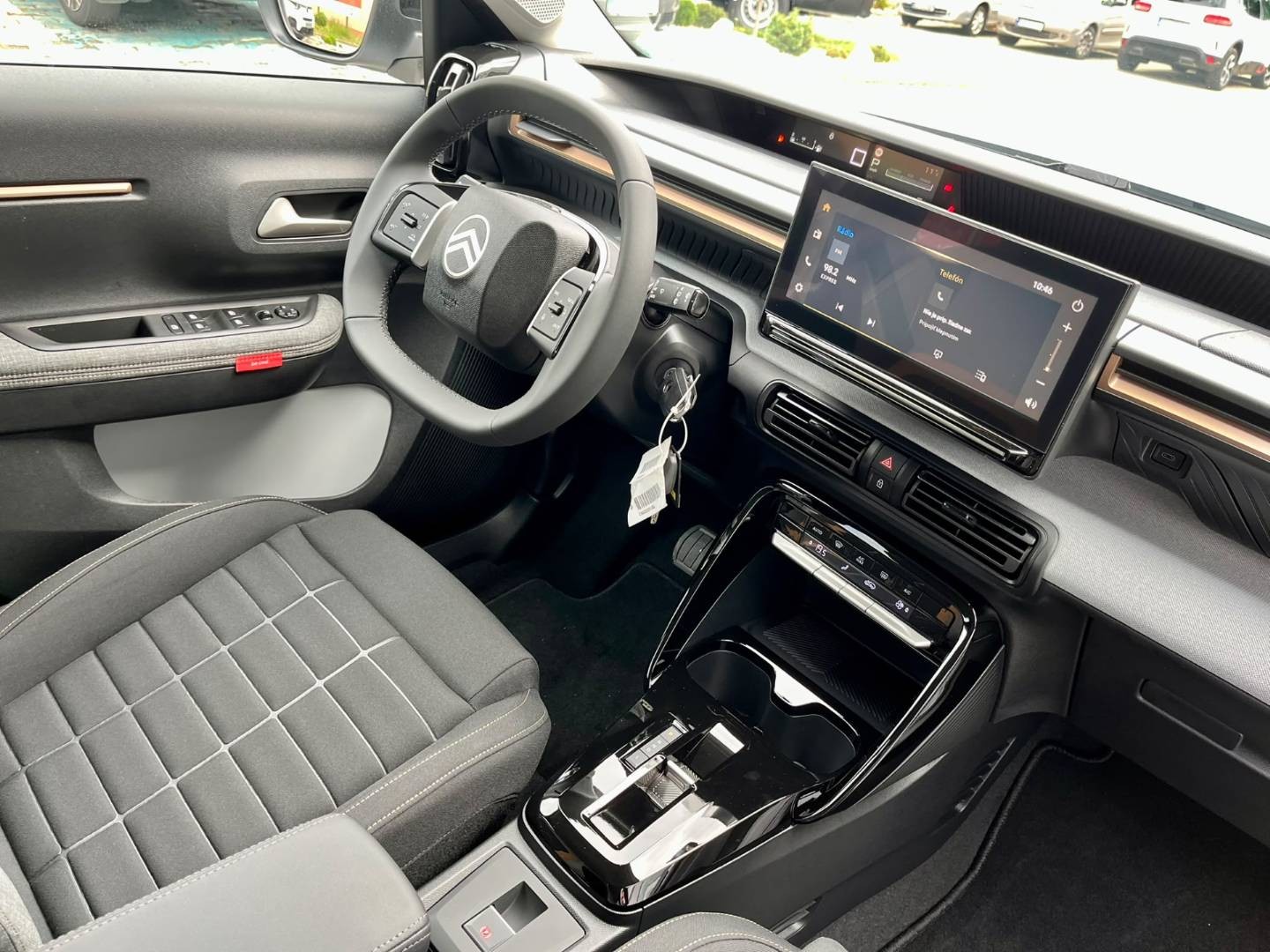 Citroën C3 Aircross PLUS Hybrid (MHEV) 145 ë-DCT6 - Image 9