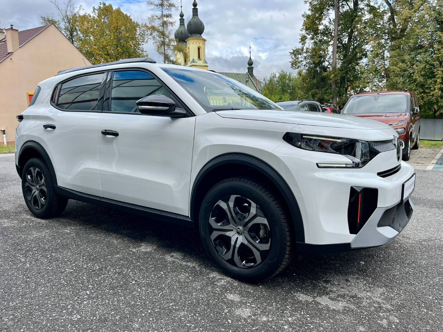 Citroën C3 Aircross PLUS Hybrid (MHEV) 145 ë-DCT6 - Image 4